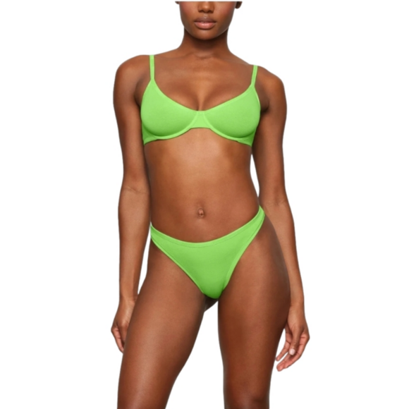 SKIMS Neon Green Underwire Bra - Picture 3 of 7